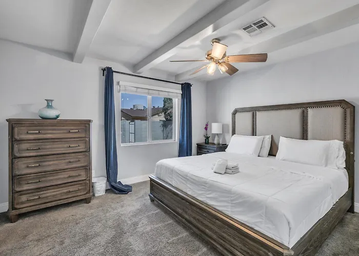 Exclusive In Glendale