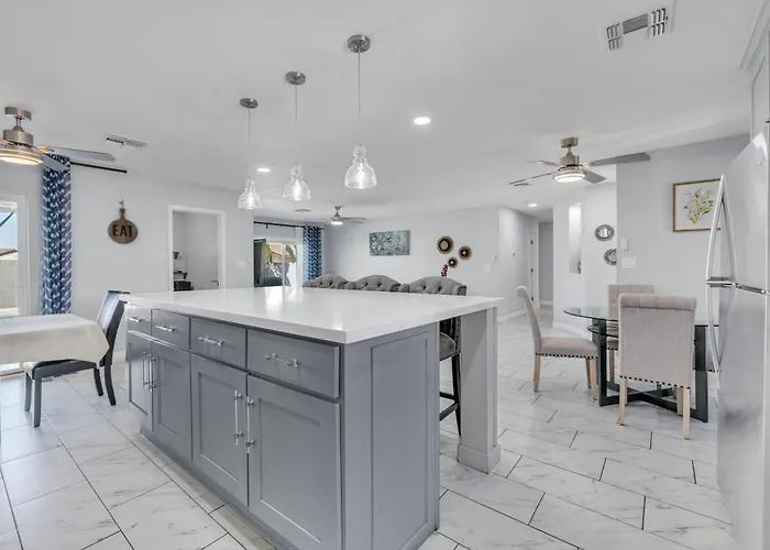 Exclusive In * Glendale