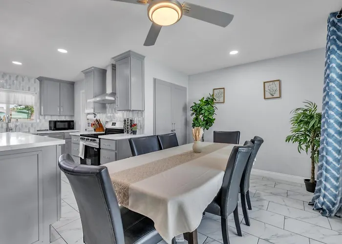Exclusive In * Glendale